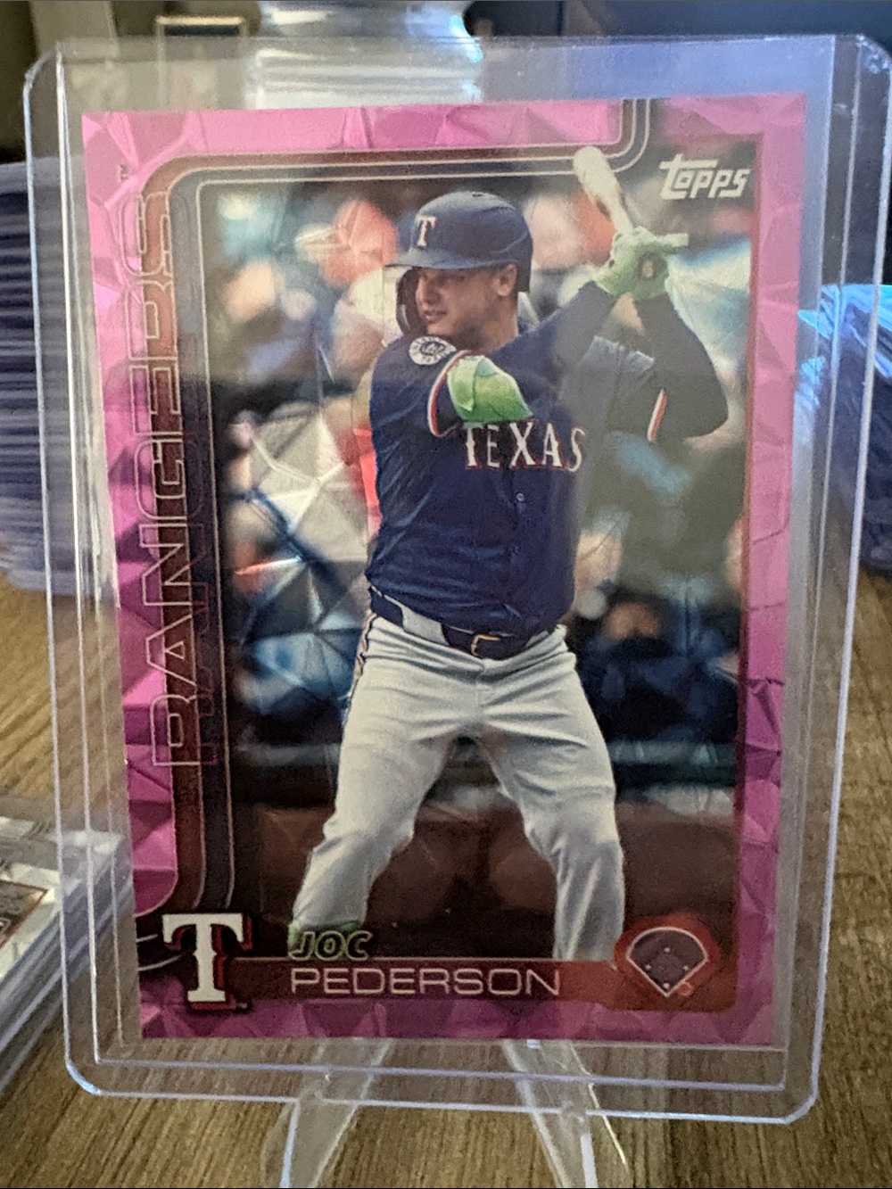 Topps Pink Ice Refractor Joc Pederson Diamond Series Baseball Card - Texas